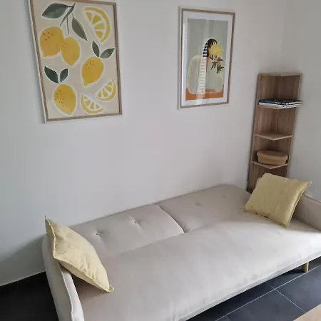 T2 Avec Terrasse Apartament