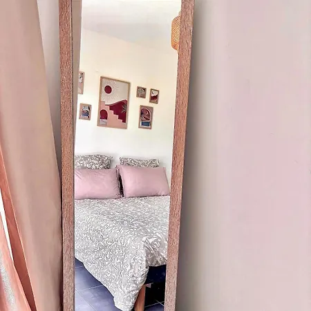 T2 Avec Terrasse Apartament *