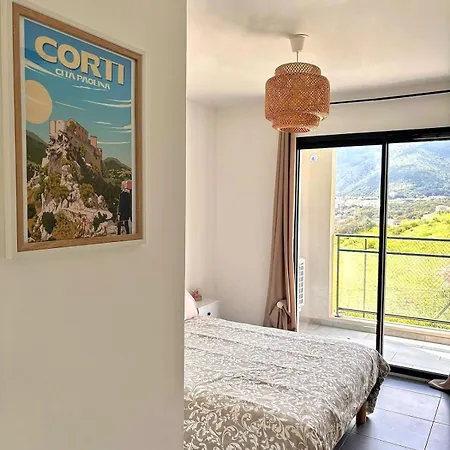T2 Avec Terrasse * Corte (Corsica)