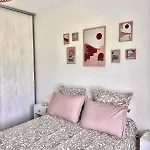 T2 Avec Terrasse Apartman
