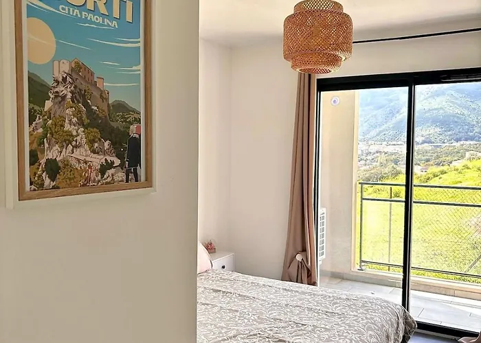 T2 Avec Terrasse * Corte (Corsica)